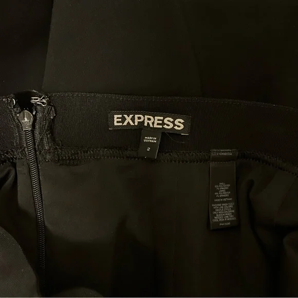 Express Black A Line Flare Mini Skirt Size 2 High Waisted - Picture 3 of 3